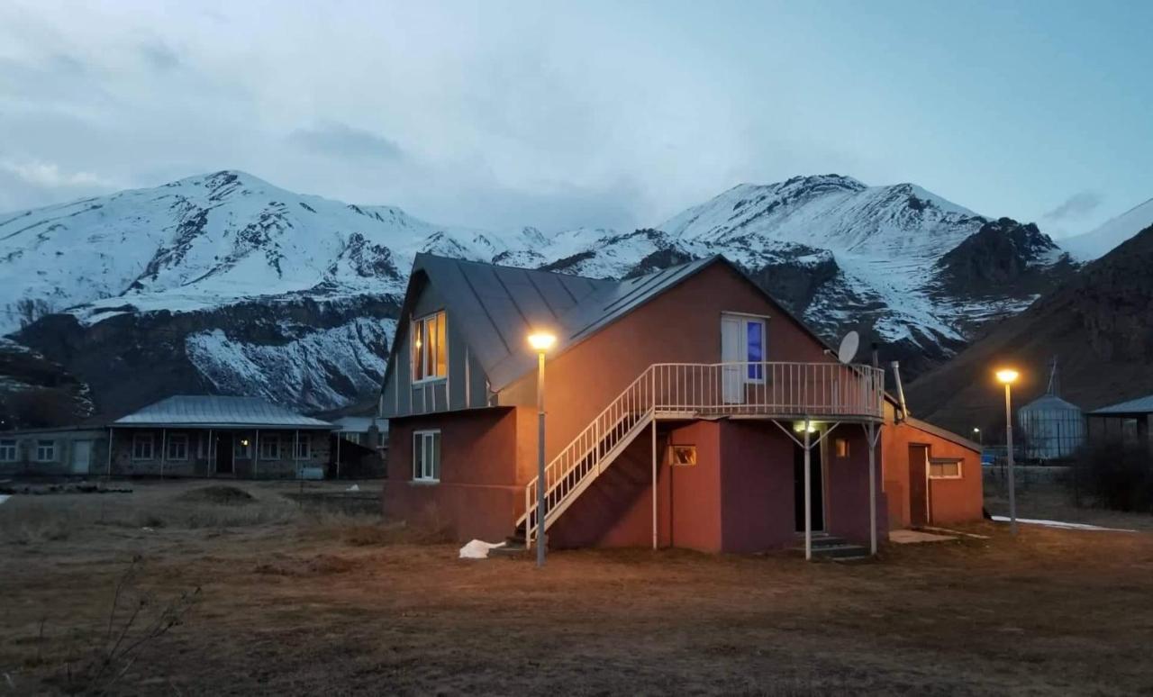 Little Star Villa Kazbegi Dış mekan fotoğraf